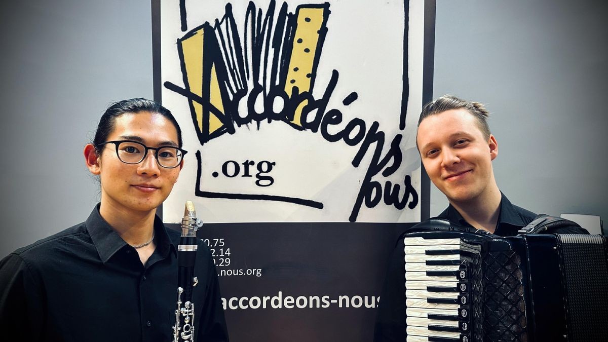 Taiga Nabeshima (links) und Leonard Friese waren beim internationalen Wettbewerb „Accordéons-nous“ erfolgreich.