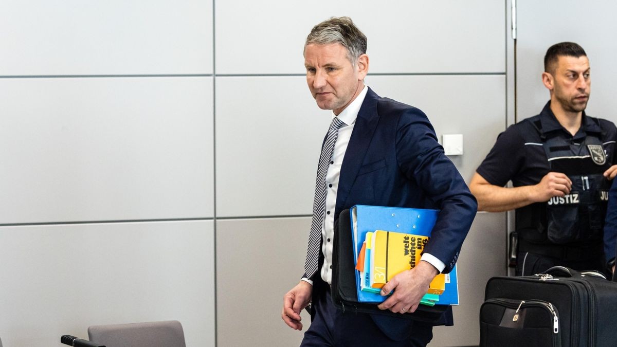 Der Thüringer AfD-Vorsitzende Björn Höcke muss sich in Halle vor Gericht verantworten.