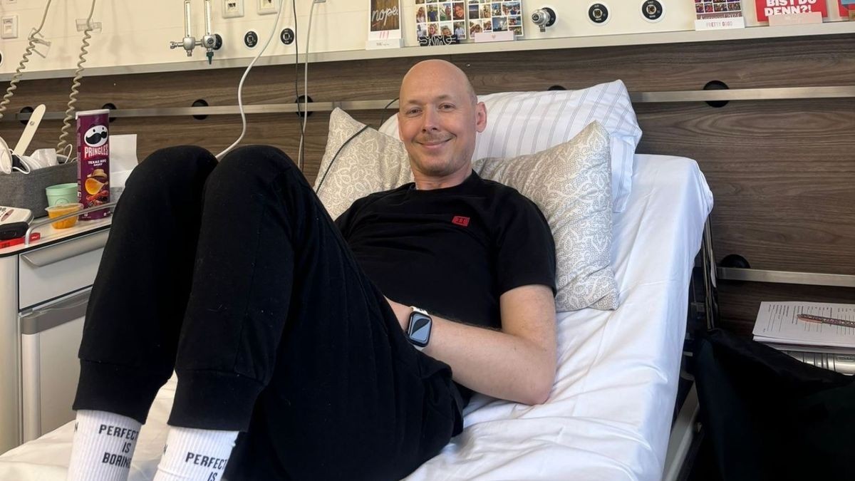 Michael Kondla aus Düsseldorf hat Leukämie. Die erste Chemo-Therapie hat er gut überstanden. Doch nun braucht der 41-Jährige dringend eine Stammzellenspende.