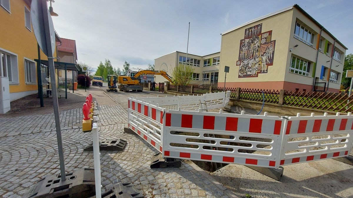 Umleitungen sind derzeit in Osthausen an der Tagesordnung, da Kanalbauarbeiten stattfinden. Die Gemeinde ist hier mit einem Eigenanteil dabei.