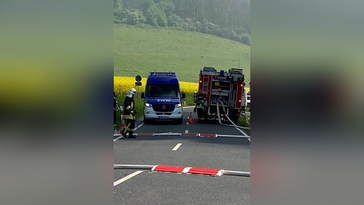 Am Morgen des 30. April brach in einer Stockmacherei in Wahlhausen ein Brand aus. Feuerwehren aus dem halben Eichsfeld und dem benachbarten Hessen sind stundenlang im Einsatz, um die Flammen unter Kontrolle zu bekommen.