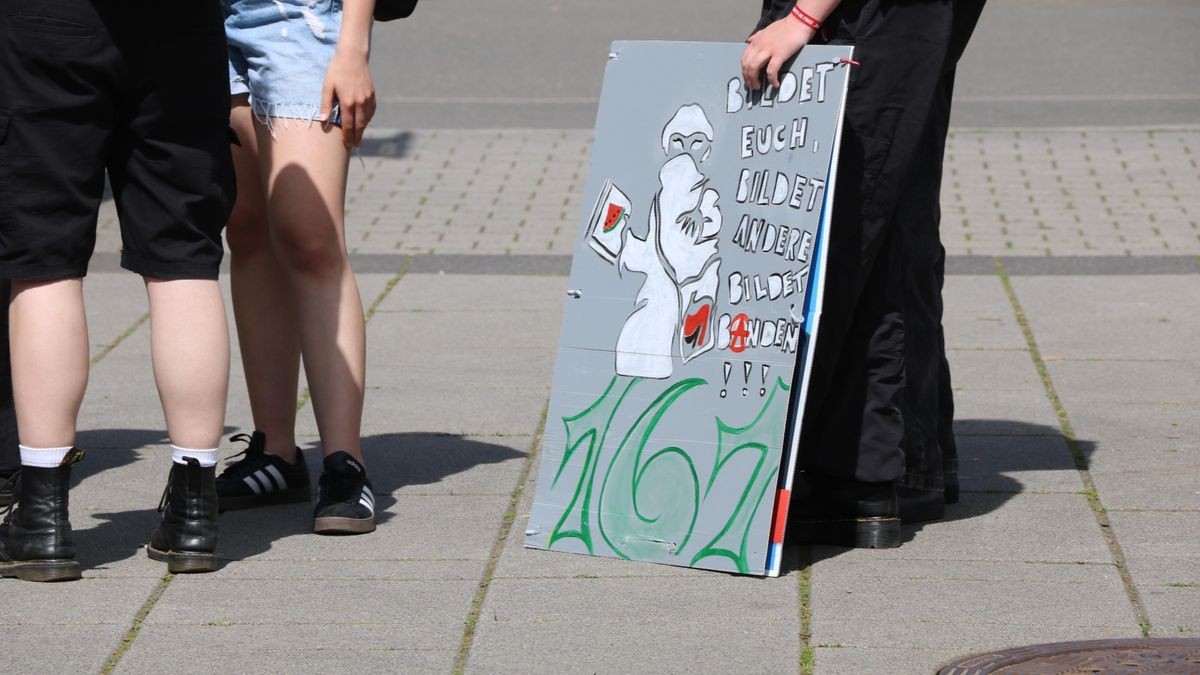 Rund 750 Teilnehmer haben sich am 1. Mai an der antifaschistischen Maidemonstration in Gera beteiligt.