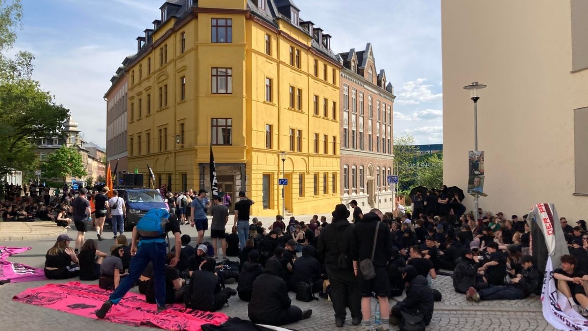 Rund 750 Teilnehmer haben sich am 1. Mai an der antifaschistischen Maidemonstration in Gera beteiligt.