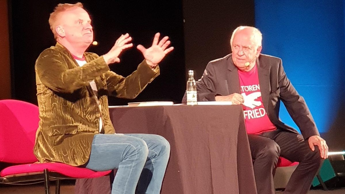 Uwe Steimle und Lothar Bölck gastierten im Eichsfelder Kulturhaus vor ausverkauftem Saal.