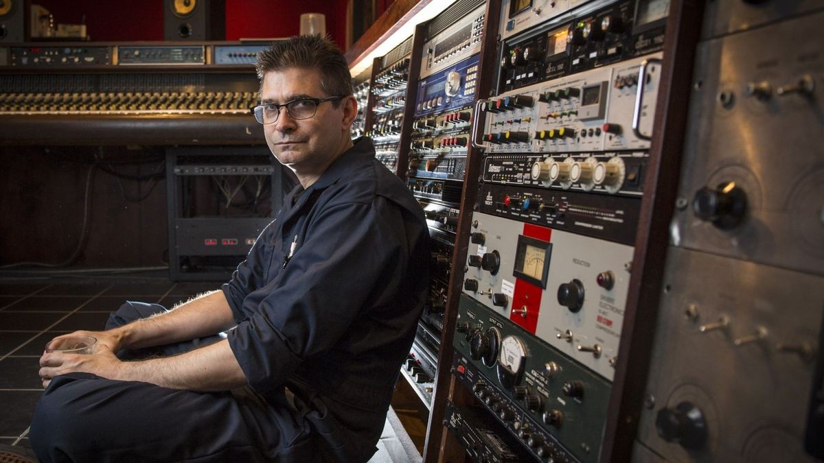 Musikproduzent Steve Albini in seinem Studio in Chicago im Jahr 2014. Die US-amerikanische Indierock-Ikone ist im Alter von 61 Jahren gestorben.