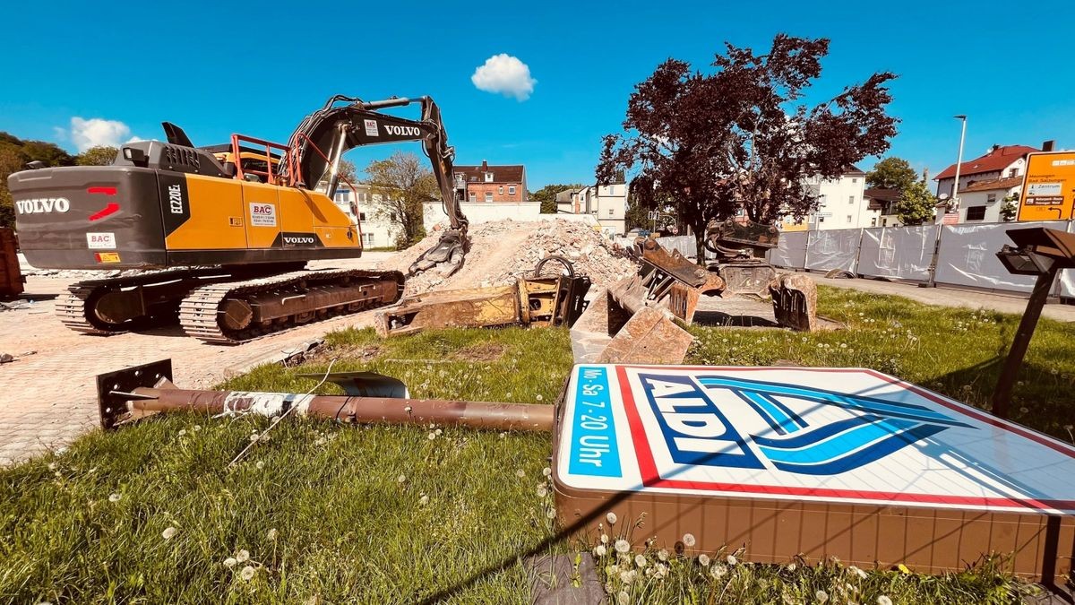 AldiSupermarkt in der Eisenacher Oststadt ist nur noch ein Schuttberg