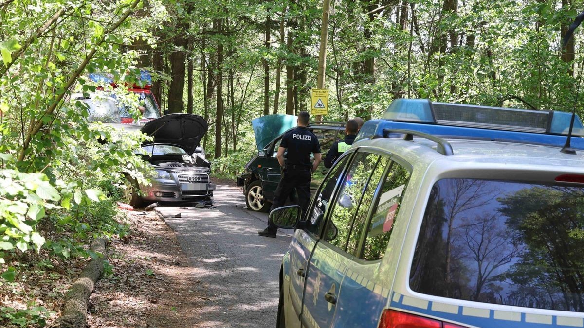 Bei einem Unfall am Dienstag in Gera sind zehn Personen verletzt worden. Darunter waren vier Kinder. 