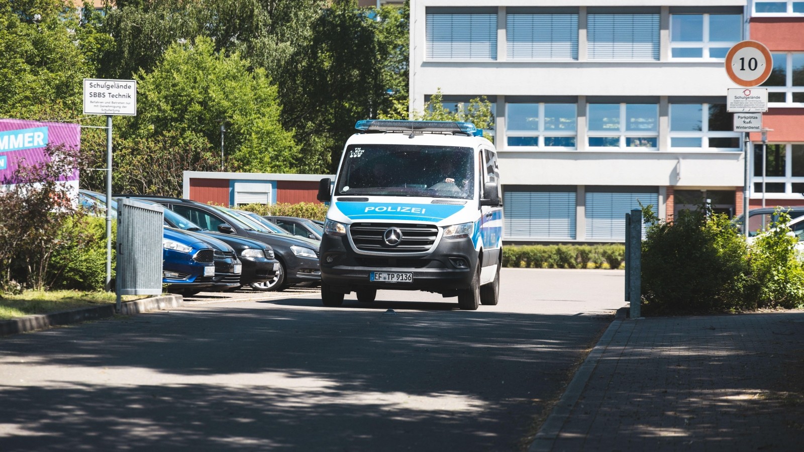 Nach Schuss in Schule Polizeieinsatz in Gera