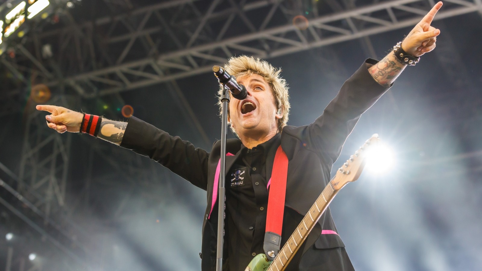 Green Day Hamburg Billie Joe Armstrong outet sich als Fan des FC St. Pauli