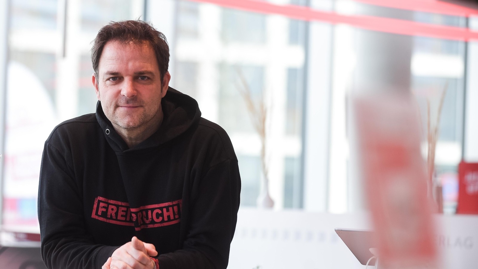 Martin Rütter spricht über schweren Verlust: „Hätte sofort losgeheult“
