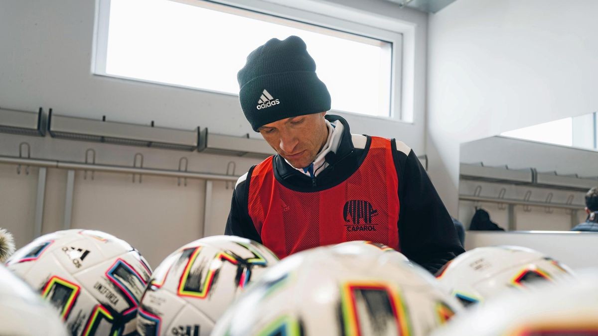 Maler aus Dinslaken besiegten BayernStar Thomas Müller