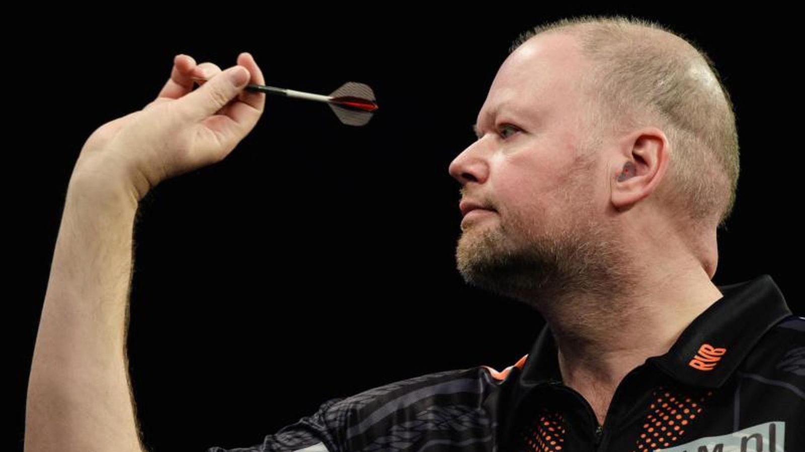 ComebackCoup Van Barneveld gewinnt DartsTurnier