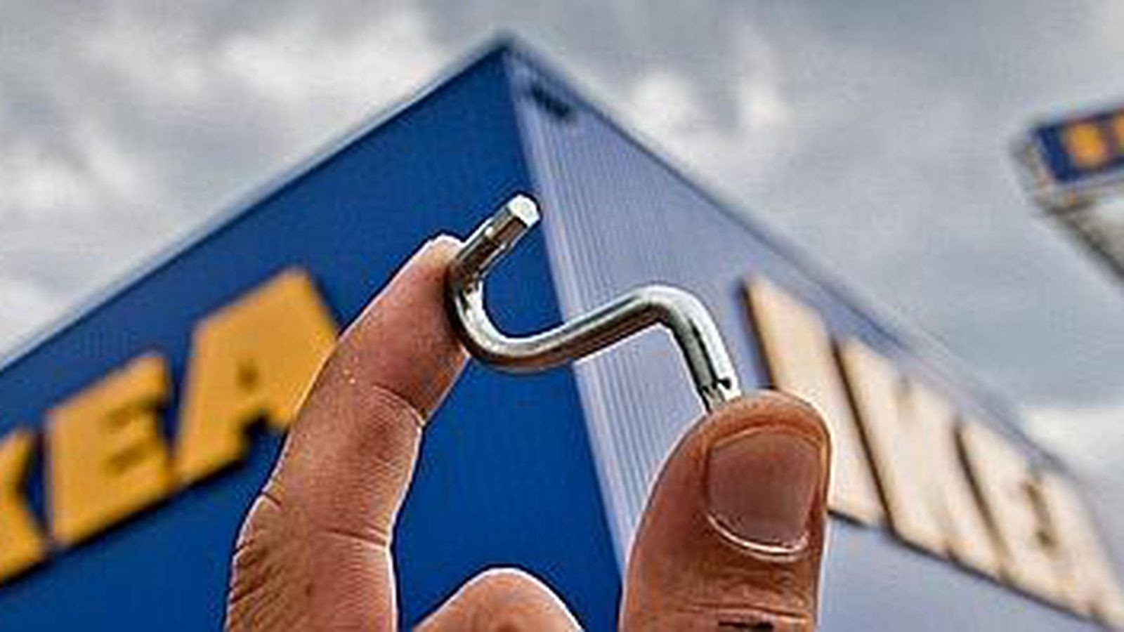 IkeaGründer soll Milliarden Euro vor der Steuer verstecken