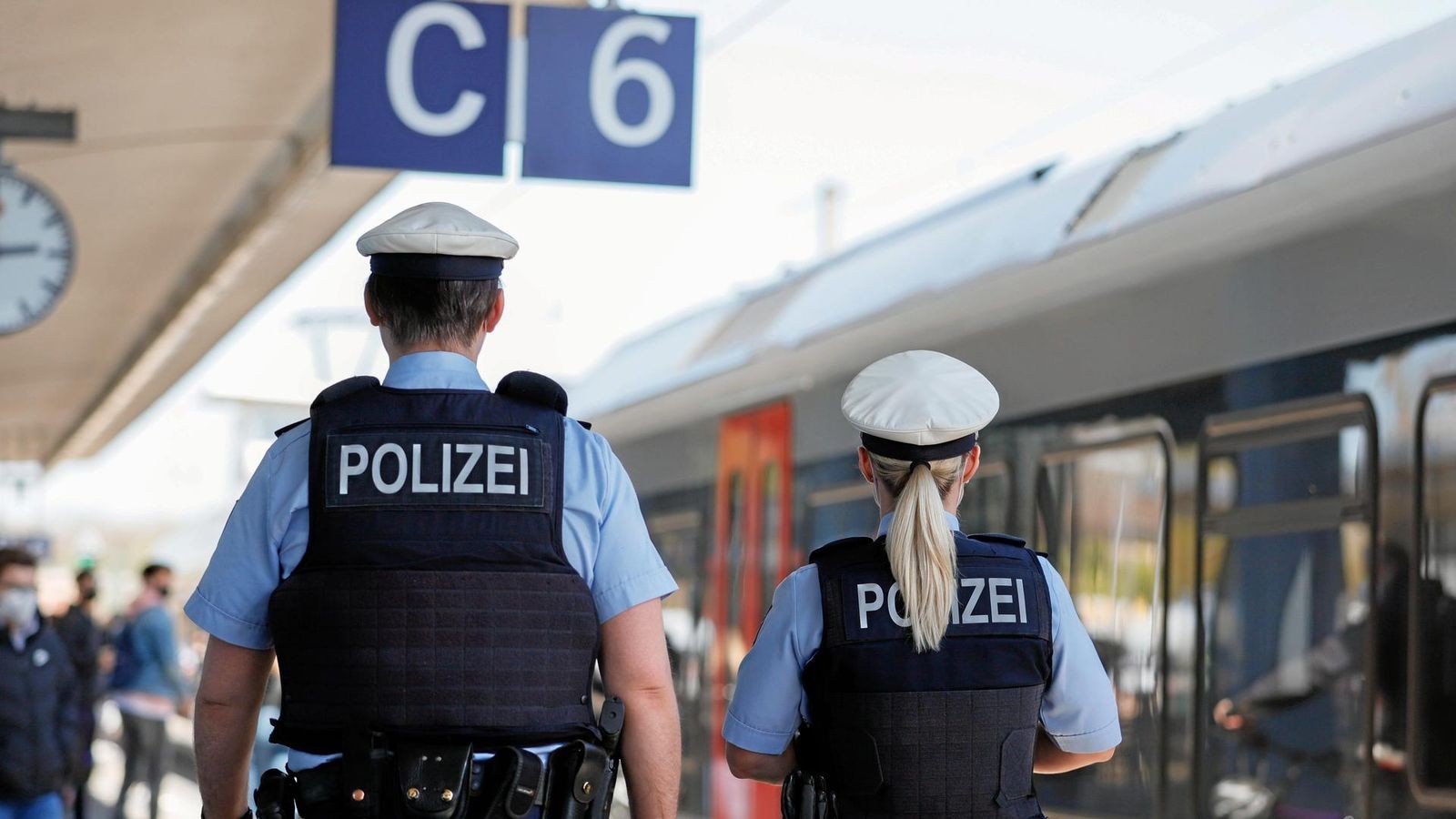 Hauptbahnhof Bochum: 16-Jährige täuscht Notlage vor