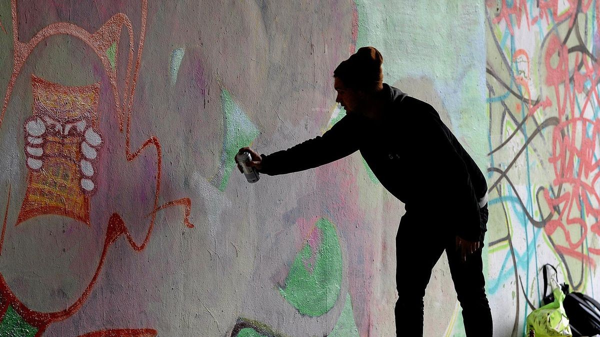 Gevelsberg: Graffiti-Sprayer auf frischer Tat ertappt