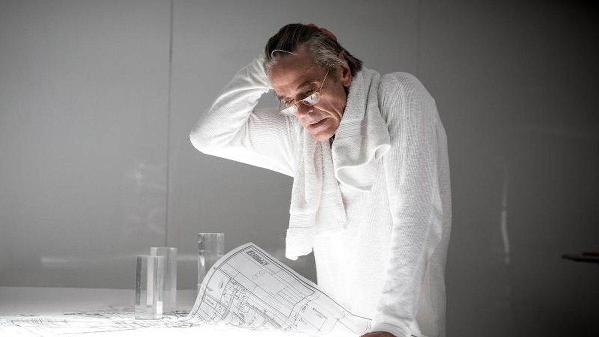 ScienceFiction "HighRise" mit Tom Hiddleston