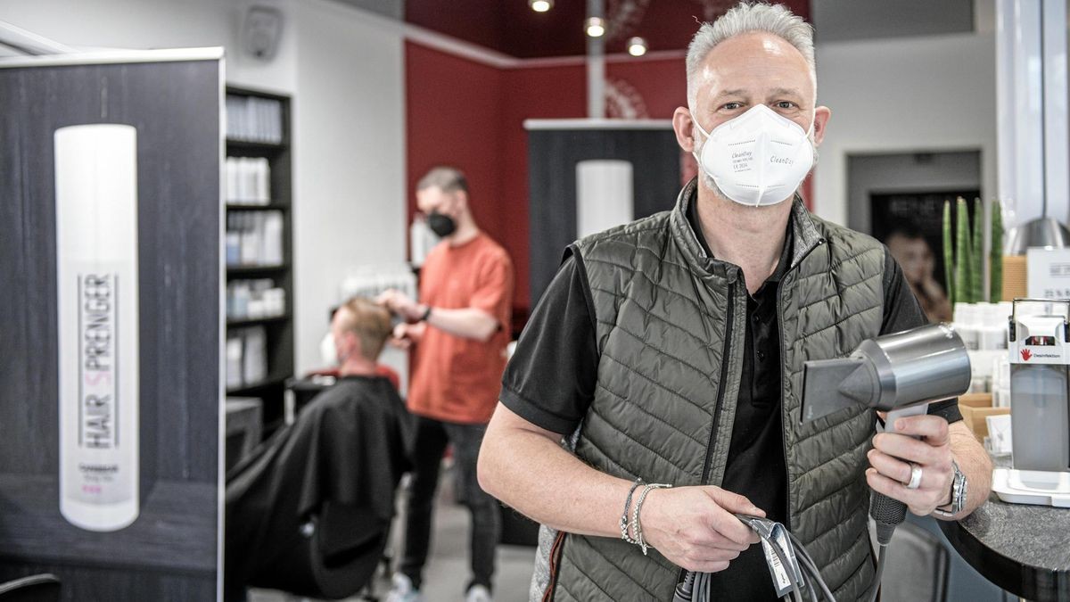 Friseur Meiderich Von Der Mark Str Neukirchen-Vluyn: Nachfrage bei Friseuren geht wieder zurück
