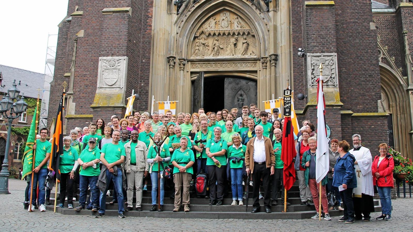 Isselburg Emotionaler Moment für Pilger nach Rückkehr
