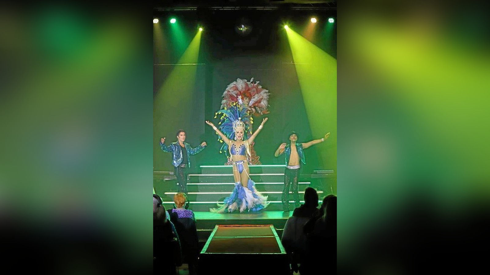 ピエール・モリニエ： Die Fetische der Travestie Pierre Molinier -- Die Fetische der Travestie: Photografische