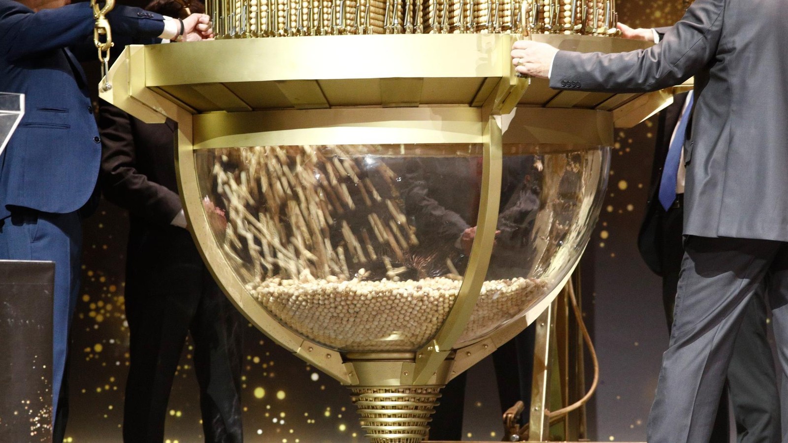 -El-Gordo-So-l-uft-Spaniens-legend-re-Weihnachtslotterie-ab