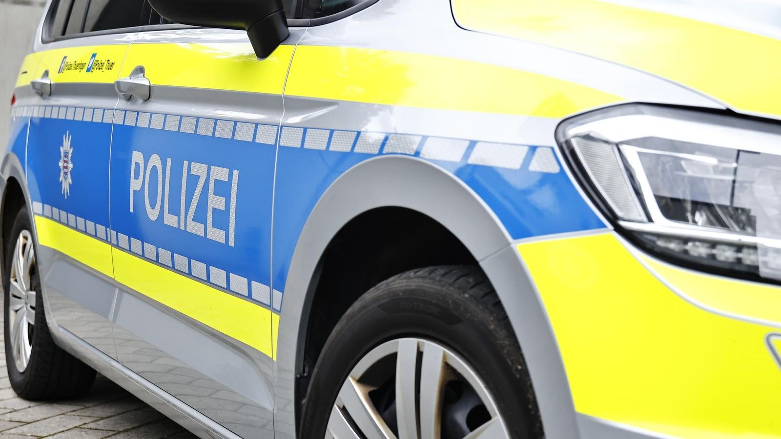 Unbekannte-berfallen-83-J-hrige-auf-Hinterhof-in-Jena