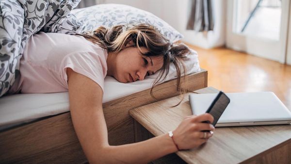 Zeitumstellung im Winter: Stellt sich mein Handy automatisch um?