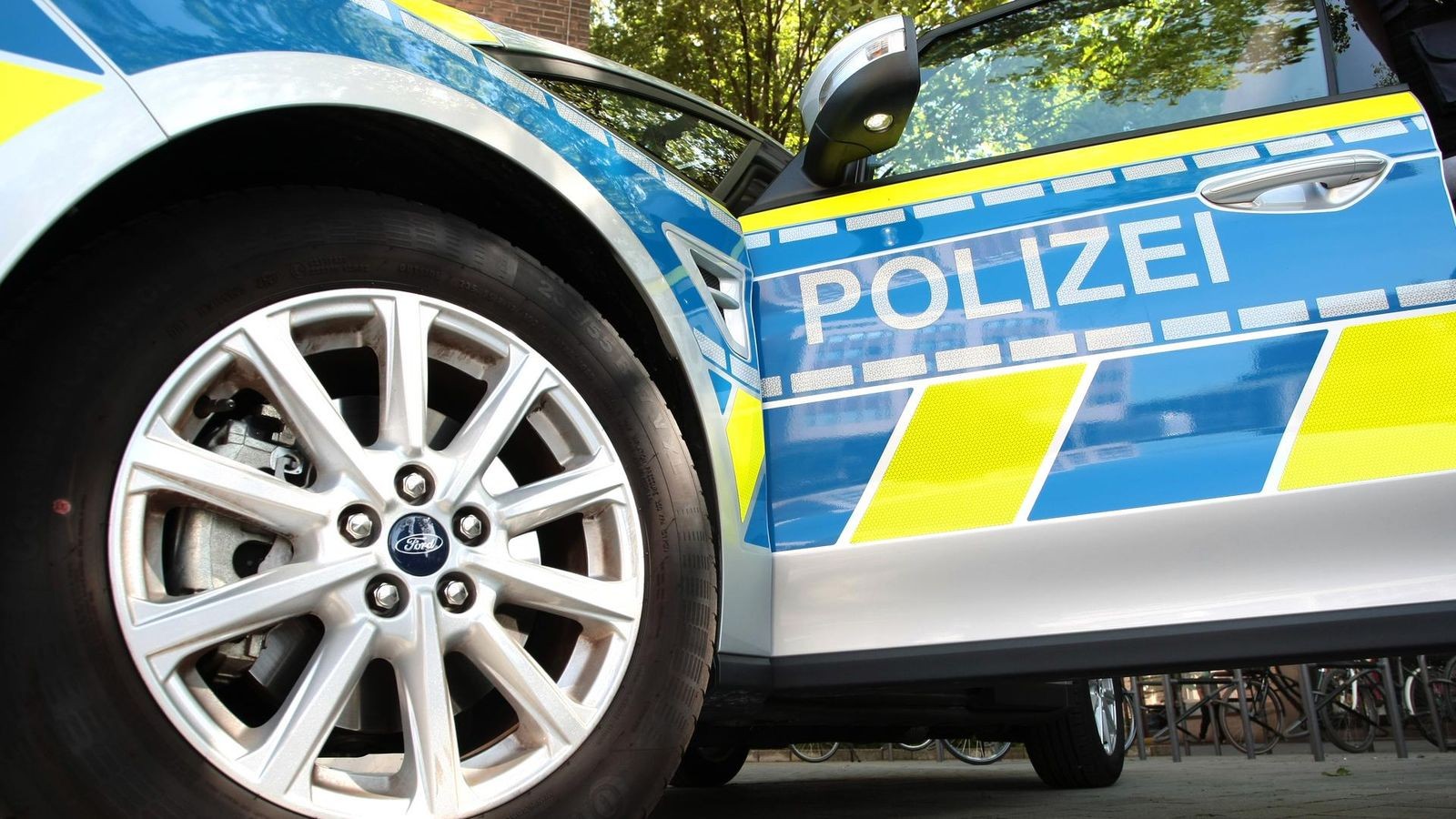 Fahrzeuge-aufgebrochen-Serie-von-Autoaufbr-chen-in-Iserlohn