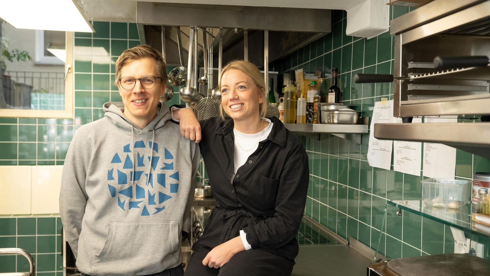 TV-K-chin-Zora-Klipp-er-ffnet-nach-Babygl-ck-ein-neues-Restaurant