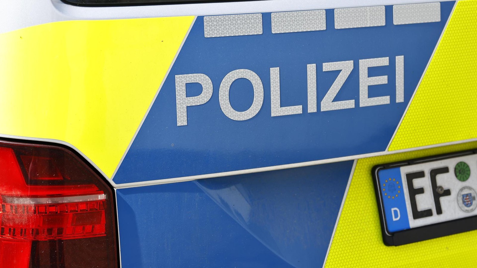 Unfall-im-Eichsfeld-l-sst-schrottreife-Autos-zur-ck