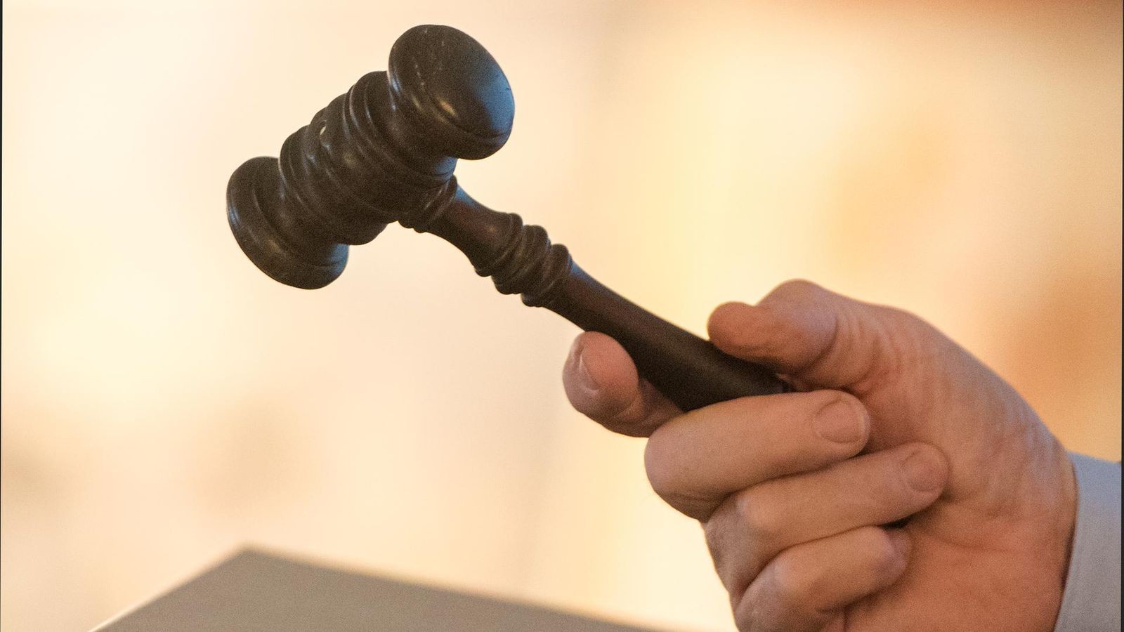 Streit-um-Th-ringer-Richterwahlausschuss-Wen-die-AfD-berraschend-ins-Rennen-schickt