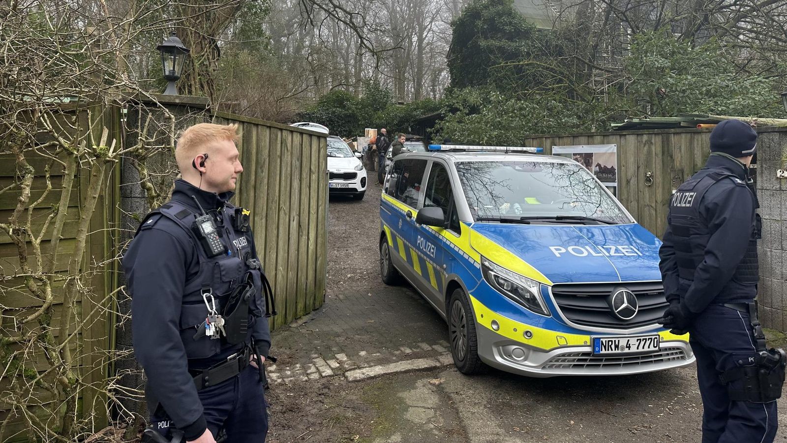 Eilmeldung: Razzia In Mecklenburg Vorpommern! Waffen & Sprengstoff – Die Details! - r1qfc8g