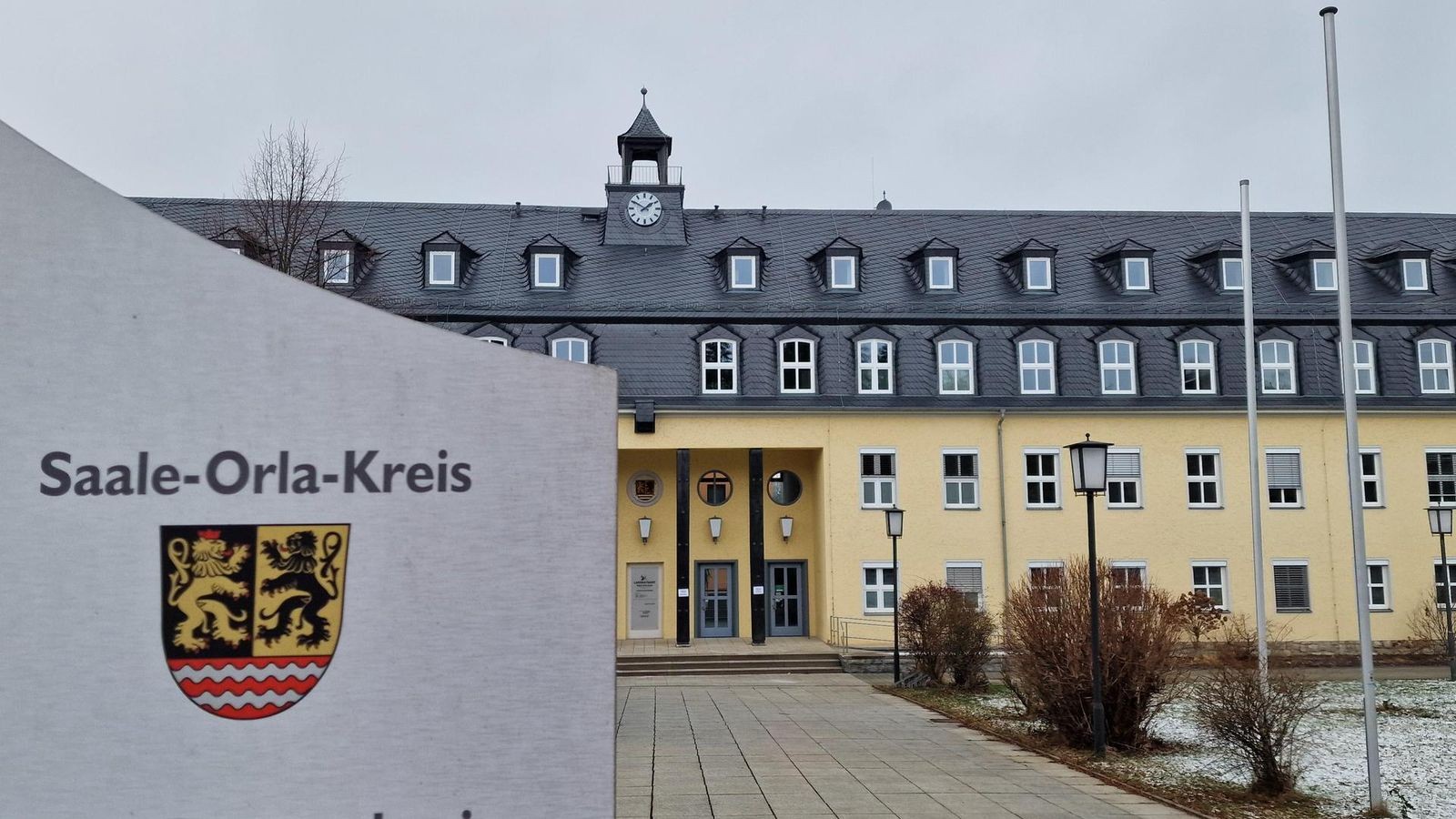 Saale-Orla-Kreis-AfD-wirft-Landkreisverwaltung-B-rgerfeindlichkeit-vor