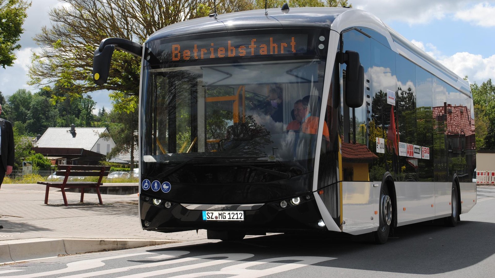 Kreis-Nordhausen-geht-in-die-Vollen-10-Millionen-Euro-flie-en-in-den-Ausbau-der-E-Bus-Flotte
