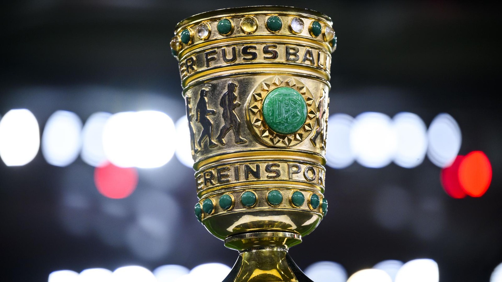 Viertelfinale-im-DFB-Pokal-ausgelost-FC-Bayern-vor-Kracher-Duell