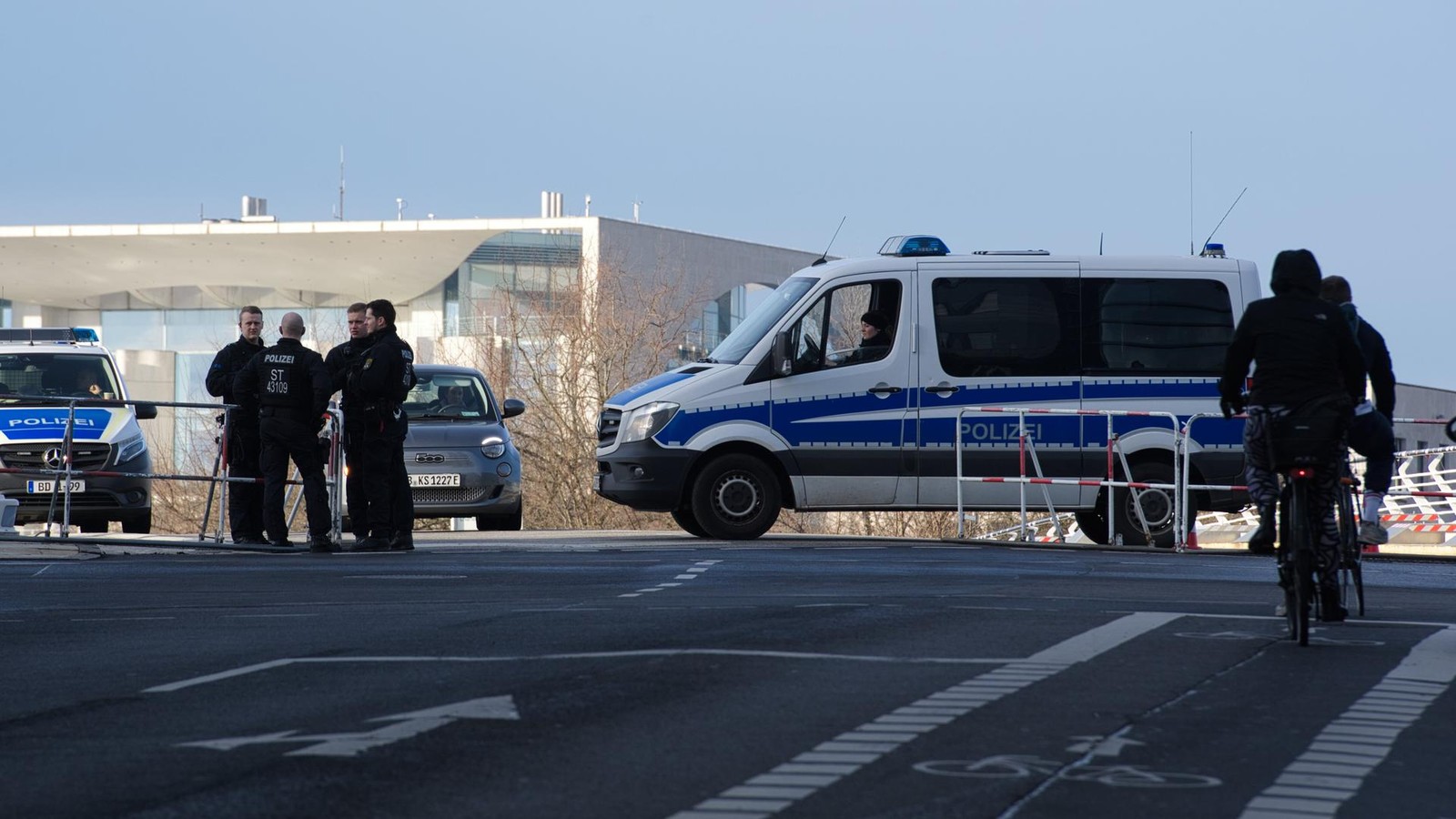 Selenskyjs-Staatsbesuch-wirbelt-Berlins-Verkehr-gewaltig-durcheinander