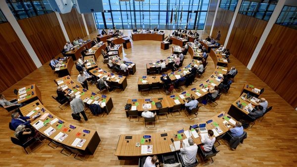 Absurd: Stadt Gelsenkirchen beschwert sich über sich selbst