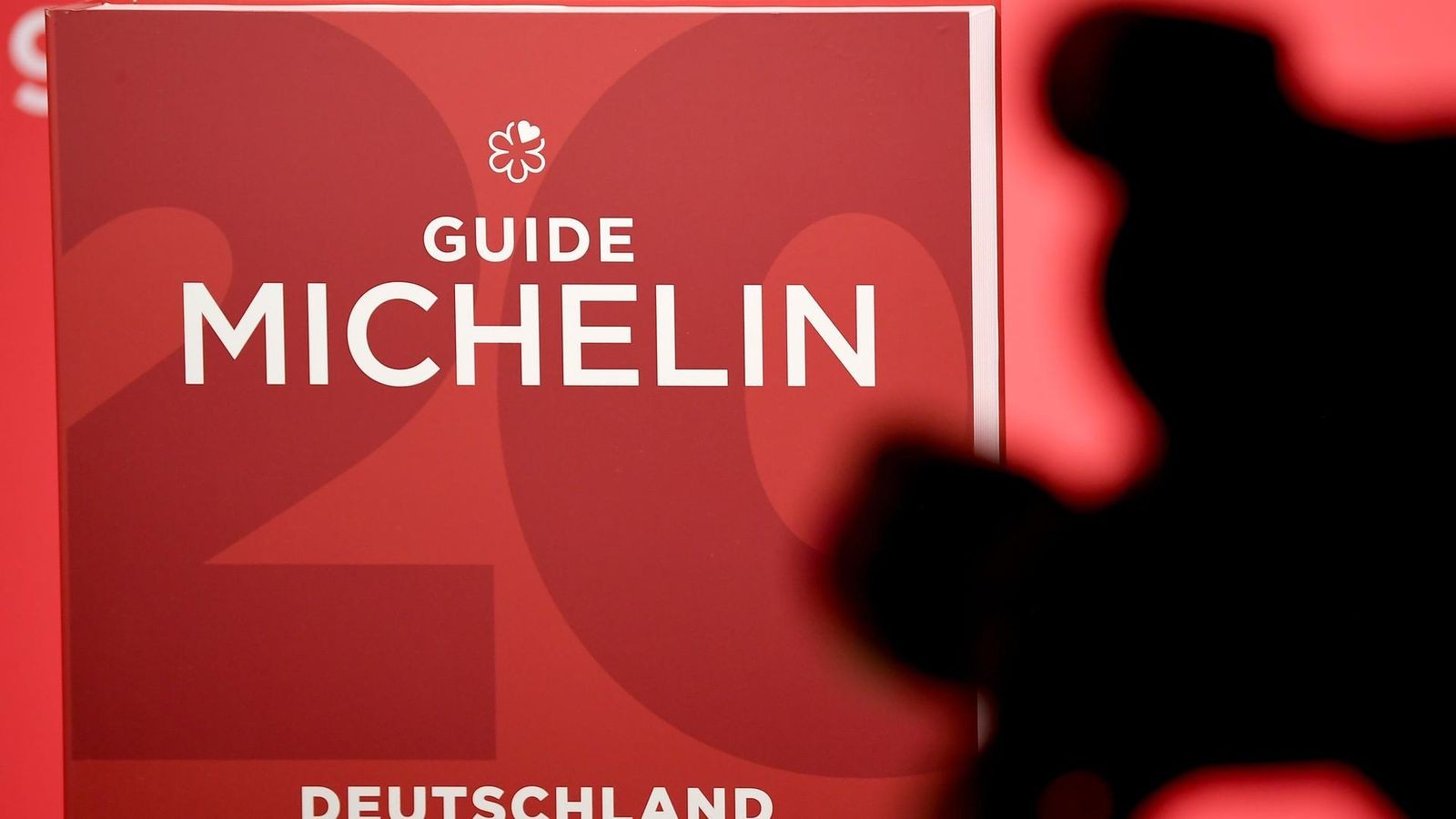 Restaurant claims to be a Michelin-starred restaurant - | but it isn't