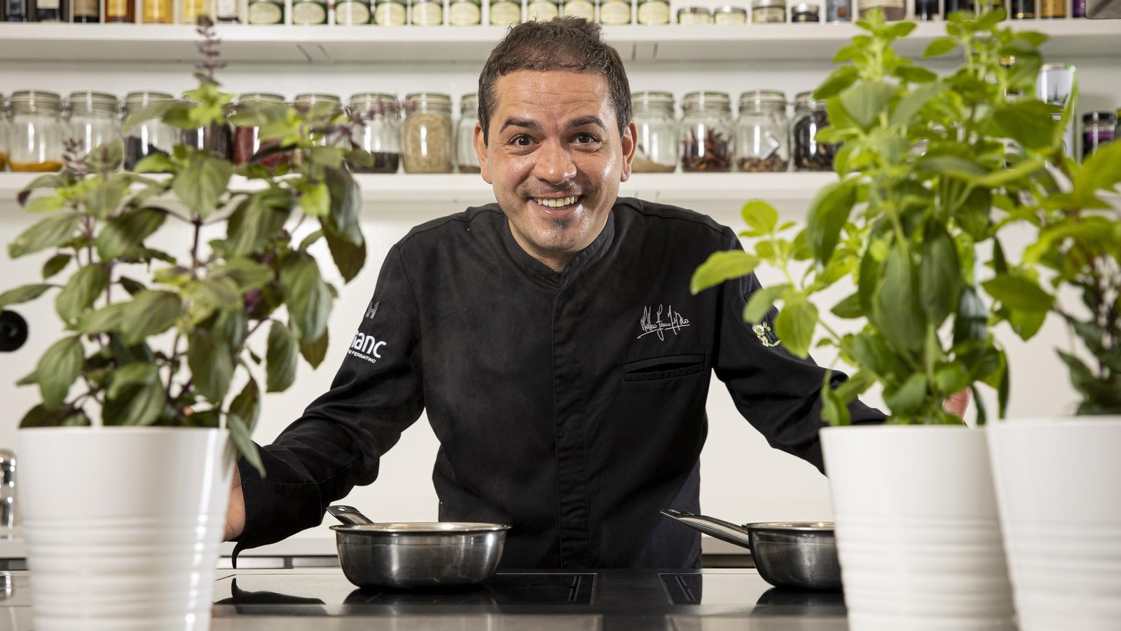 Matteo-Ferrantino-verl-sst-das-Bianc-Chef-V-ri-spricht-ber-den-Abschied