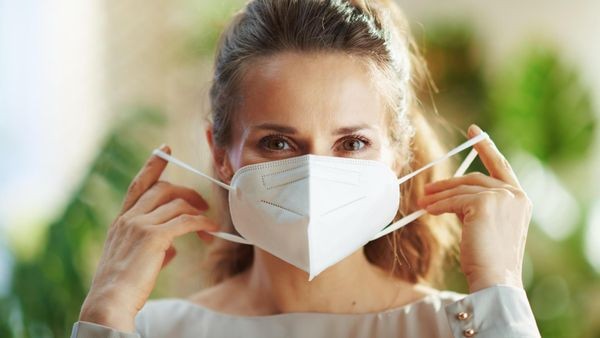 Raziskava pokazala, da Covid-19 pospeši staranje krvnih žil, pri čemer so ženske bolj prizadete, cepljenje pa lahko zmanjša tveganje