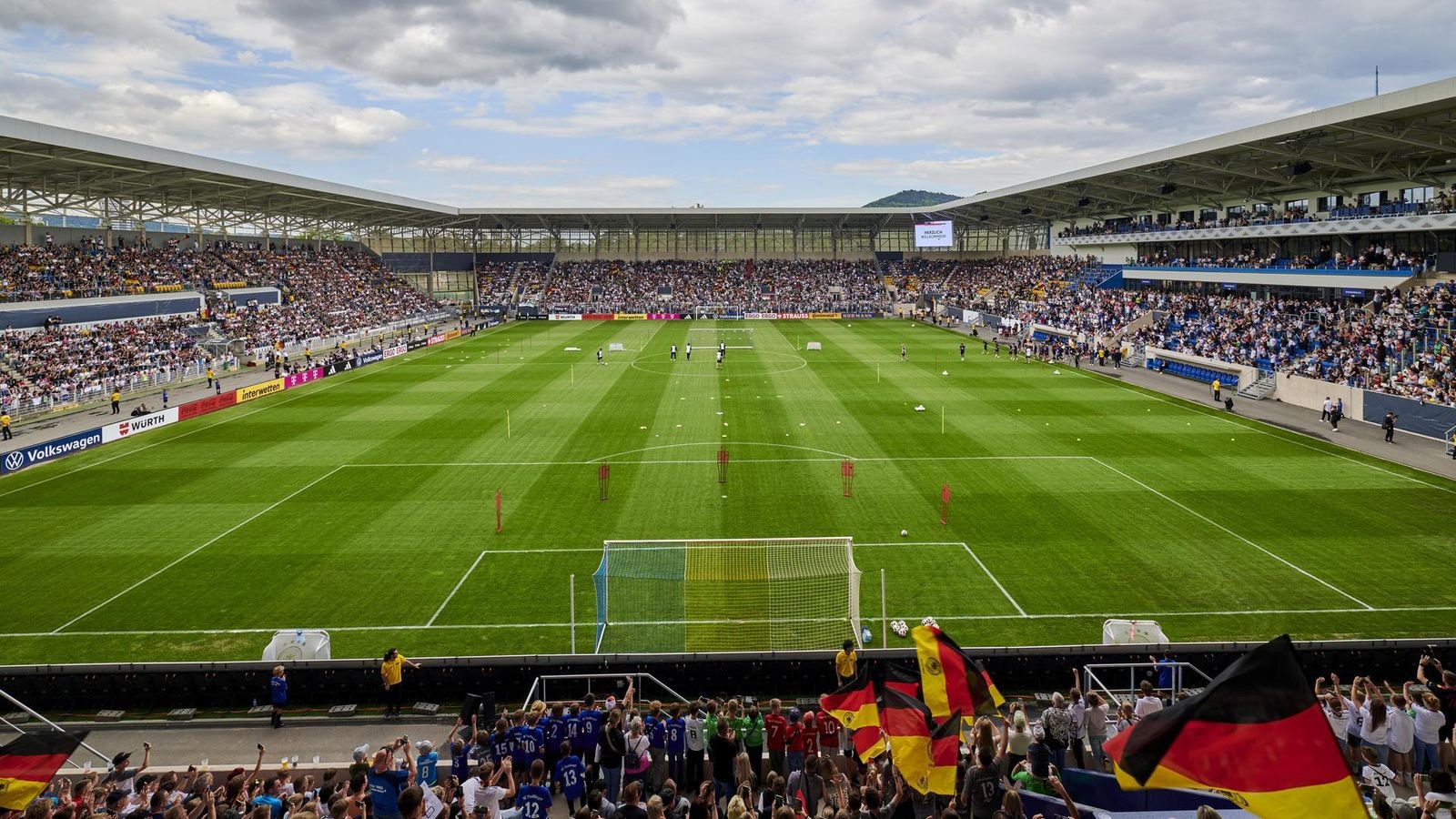 L-nderspiel-in-Jena-Was-Besucher-f-rs-Deutschland-Spiel-wissen-m-ssen
