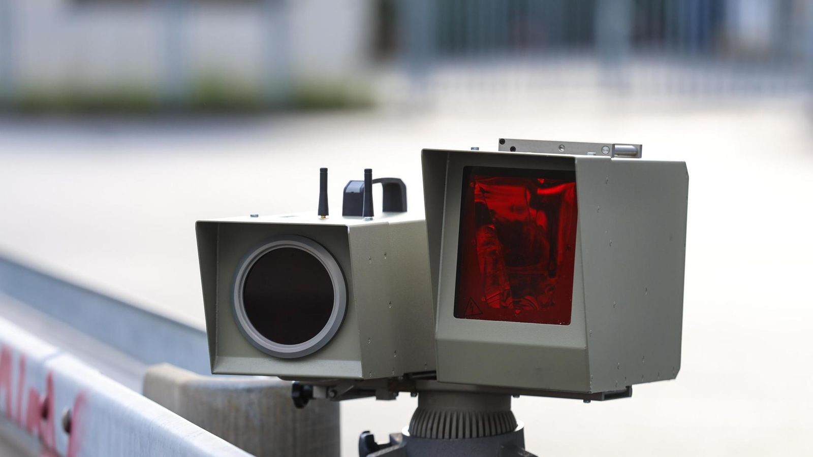 Zahlreiche-Autofahrer-erwartet-unangenehme-Post-von-der-Polizei