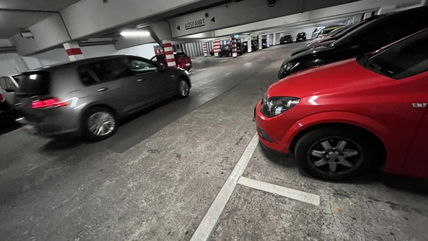 Ersatzlos: Warum Norderstedt die P+R-Tiefgarage in Garstedt schließt