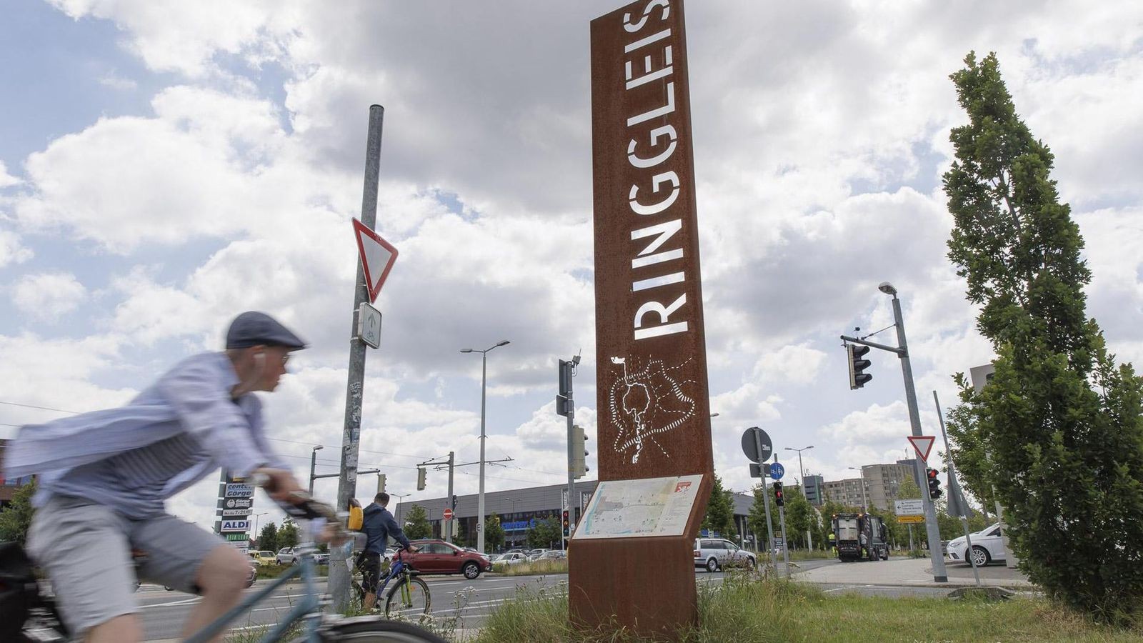 Braunschweigs-Ringgleis-Perspektive-f-r-den-Br-ckenschlag-S-d-