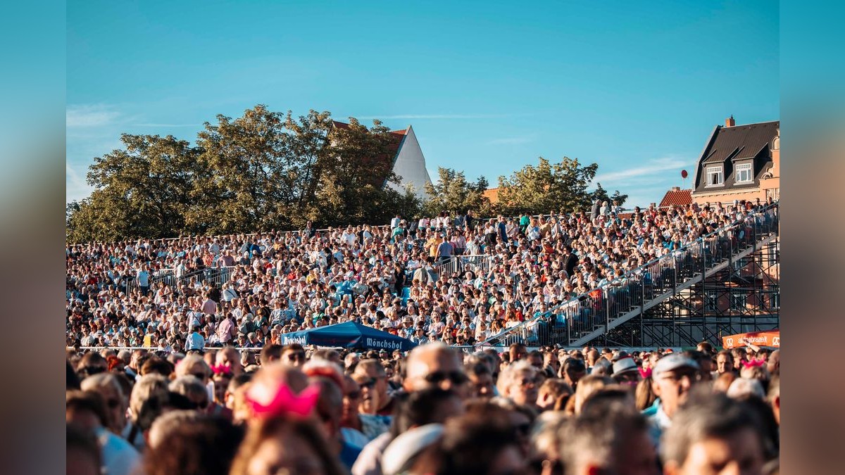  Foto zu Roland Kaiser auch 2025 auf dem Erfurter Domplatz: Vorverkauf beginnt 