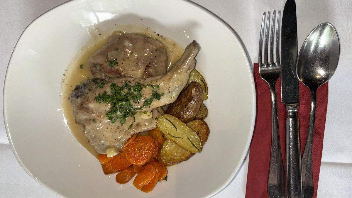 Feine Bistroküche im „Pastis“ am Rüdesheimer Platz Feine Bistroküche im „Pastis“ am Rüdesheimer Platz