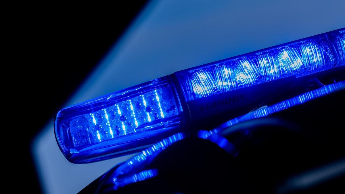 Polizeimeldungen aus Erfurt Auto zerkratzt Einbruch in Kindergarten