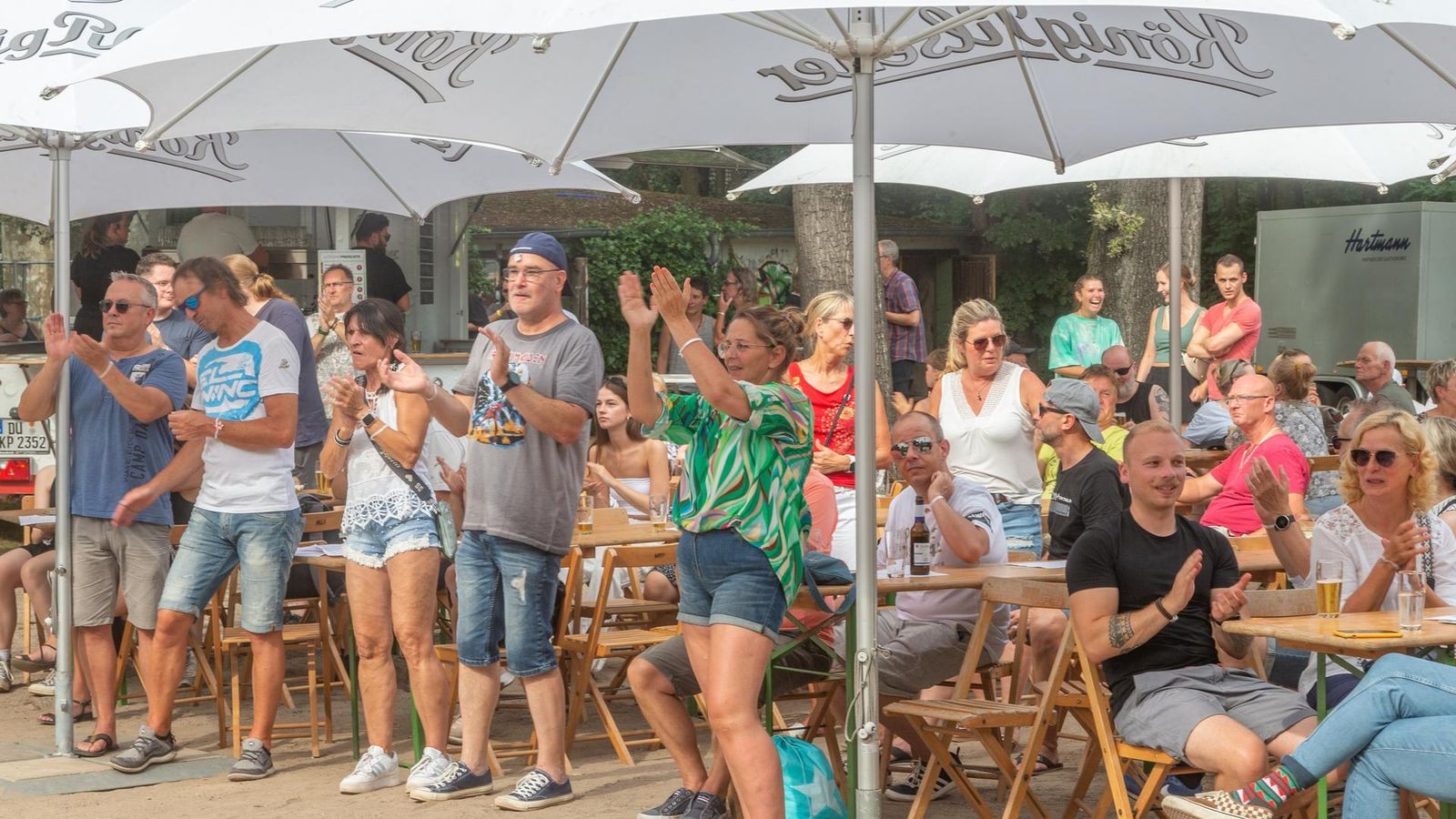 Waldfest 2024 in Moers-Schwafheim: Diese Bands treten auf