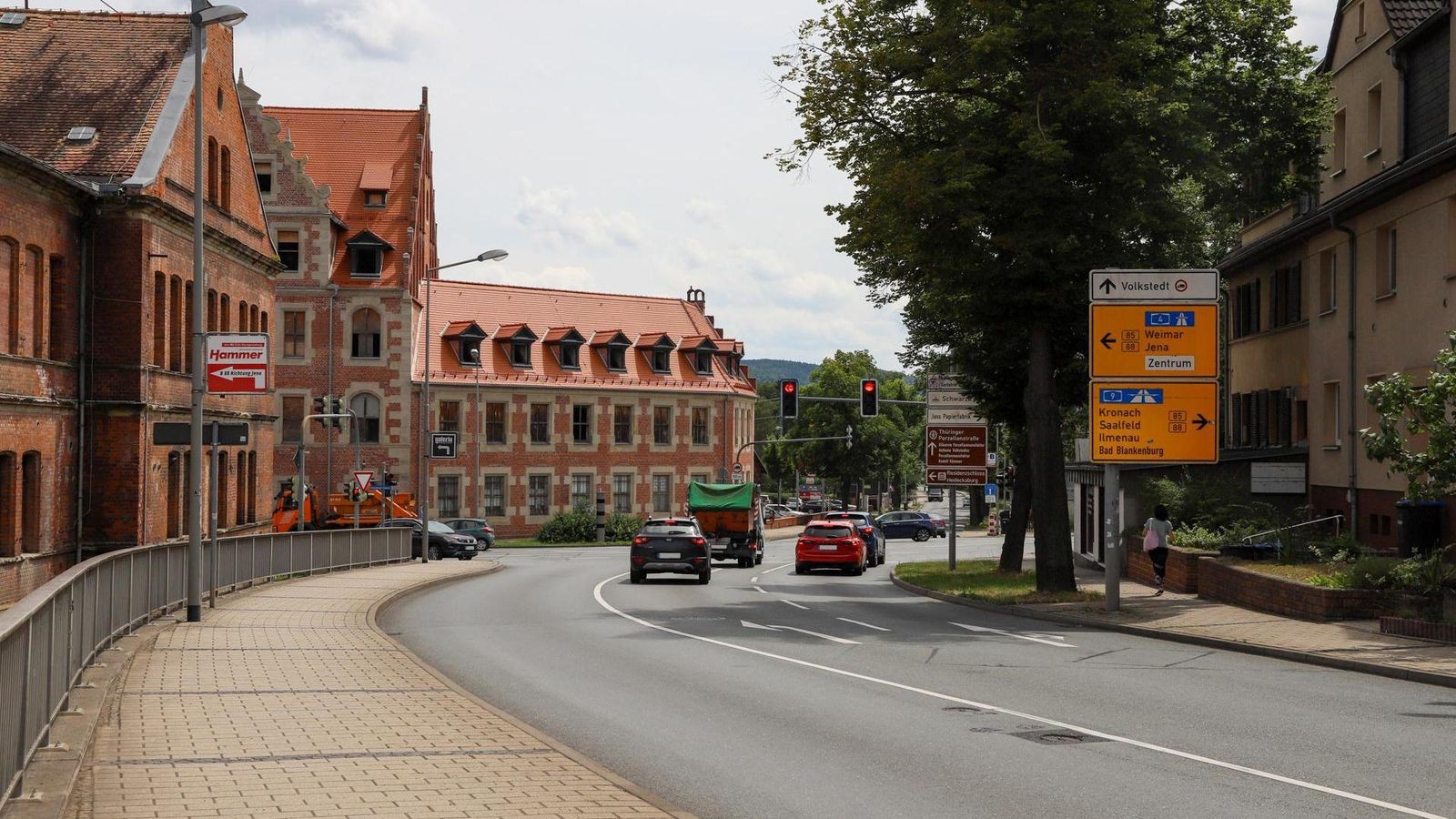 Seniorin-verletzt-sich-bei-Sturz-mit-dem-Fahrrad-in-Rudolstadt