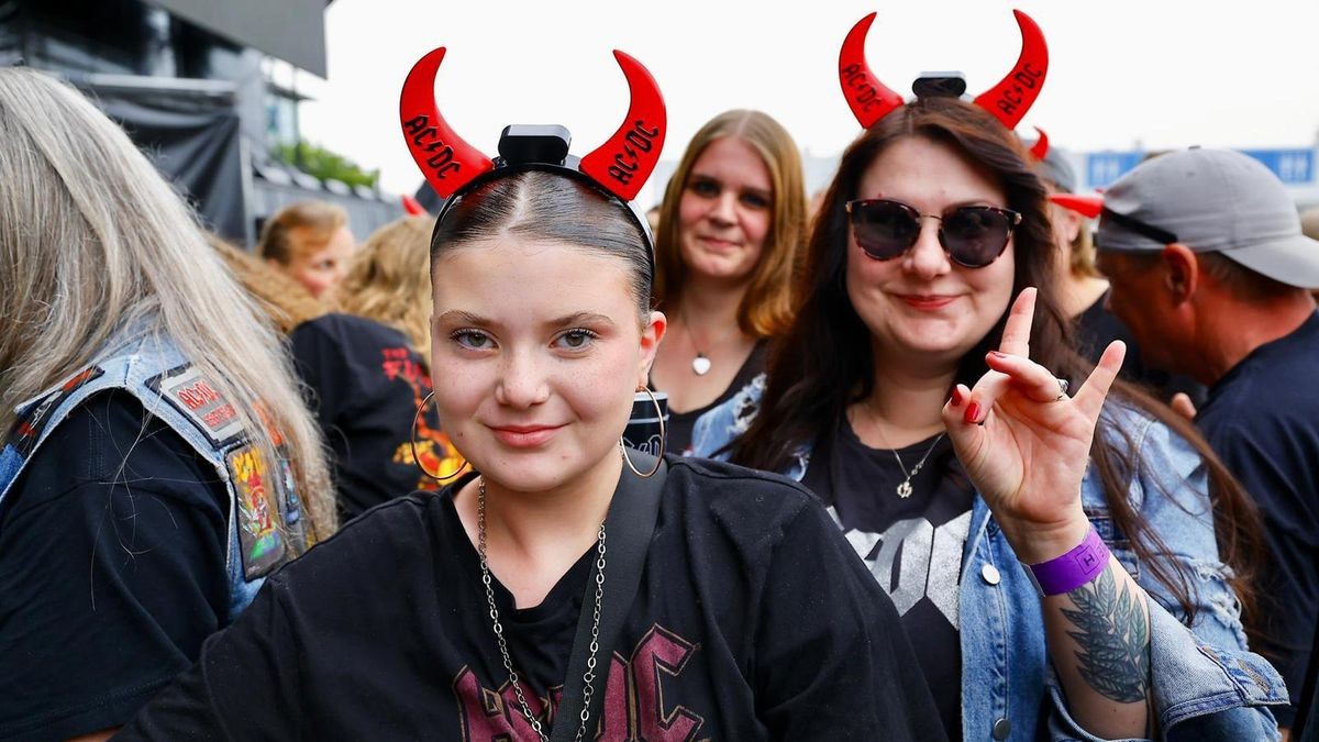 AC/DC: Brian Johnson ist in Hannover richtig gut aufgelegt