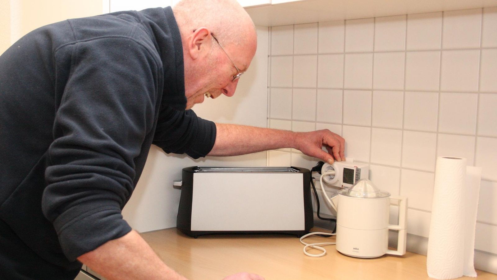 Preise-steigen-Stromsparhelfer-in-Ennepetal-im-Einsatz